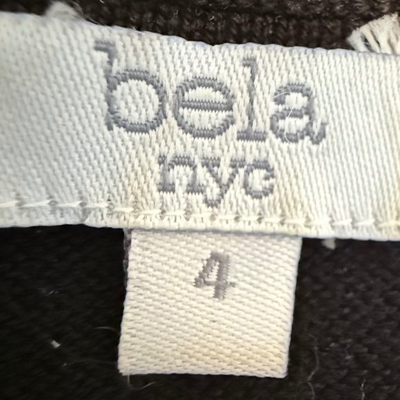 knit top, 3/4 length sleeves, black, size 4 by Bela NYC - Picture 4 of 7